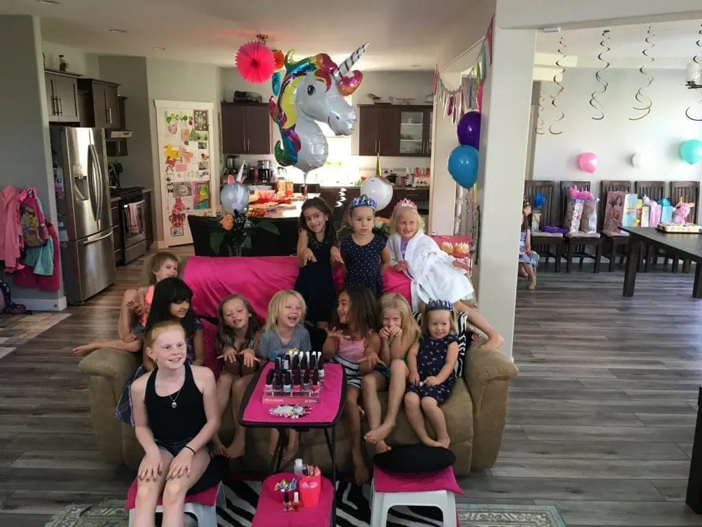 Fêtes D’anniversaire De Spa Mobiles Pour Filles De Tous Âges !