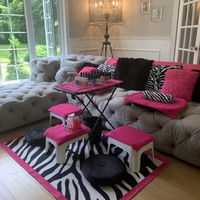 Mobile Spa Party Zebra theme